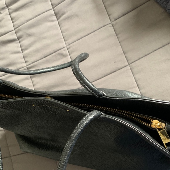 Pebbled Black Leather Tote Bag - Picture 3 of 5